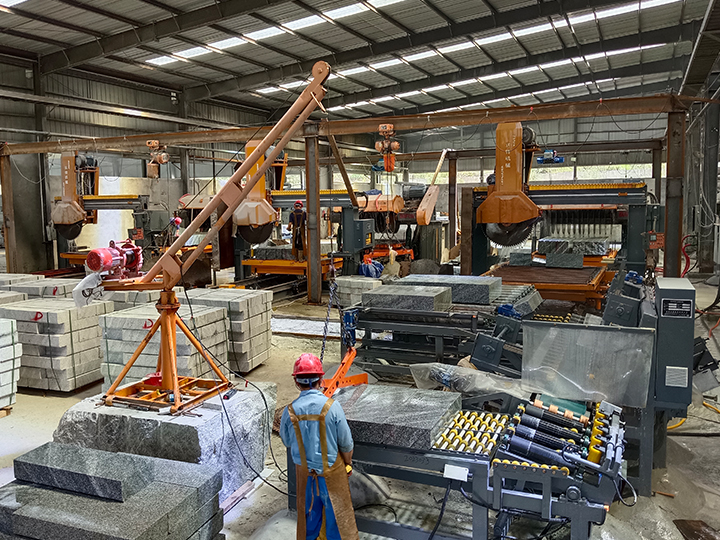 路沿（yán）石智能加工流水線