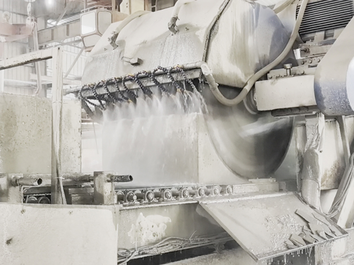 混凝土砌塊（kuài）切割流水線（xiàn）2